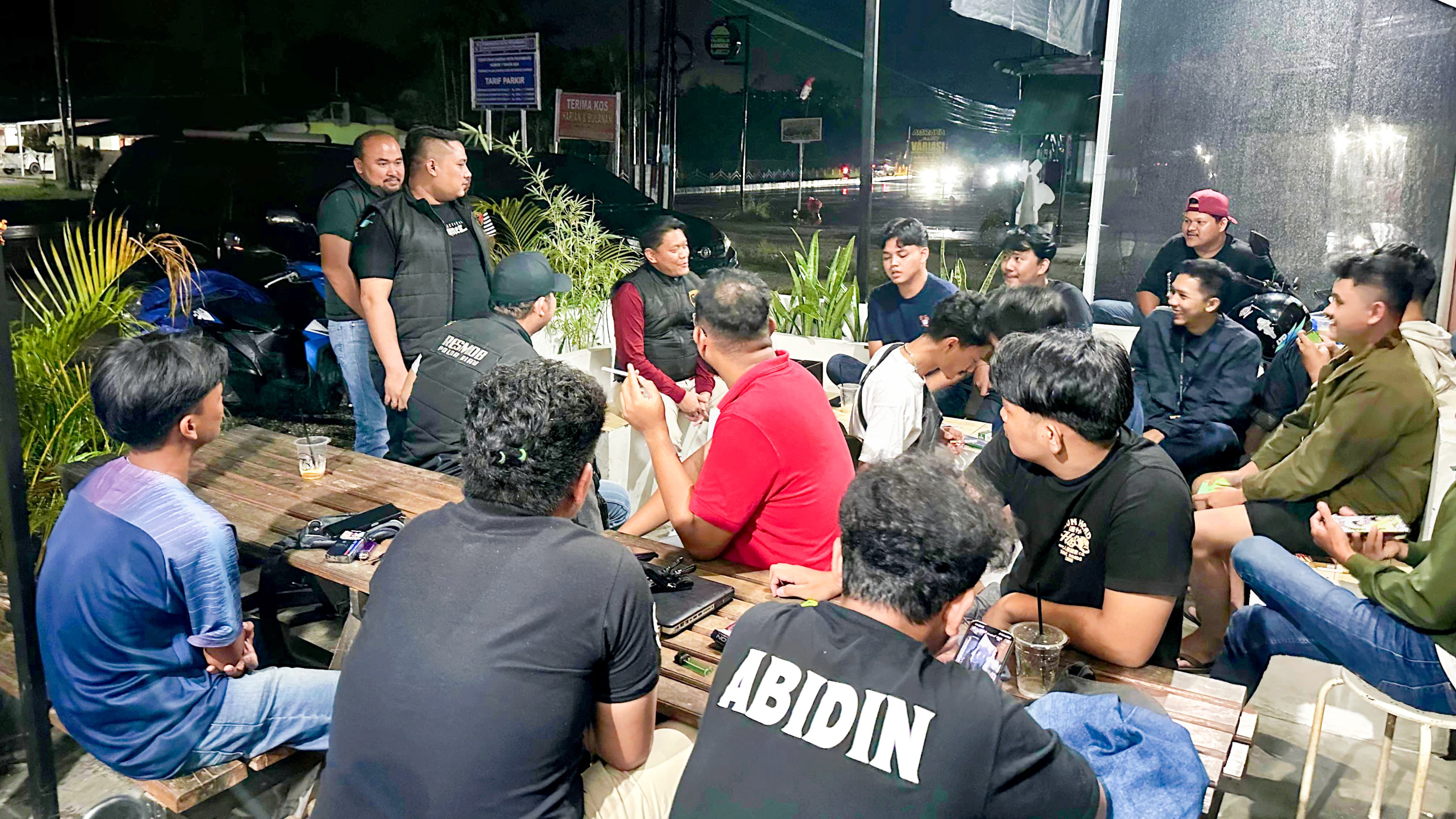 PATROLI BLUE LIGHT DITRESKRIMUM POLDA RIAU JELANG PELANTIKAN PRESIDEN DAN WAPRES RI TERPILIH