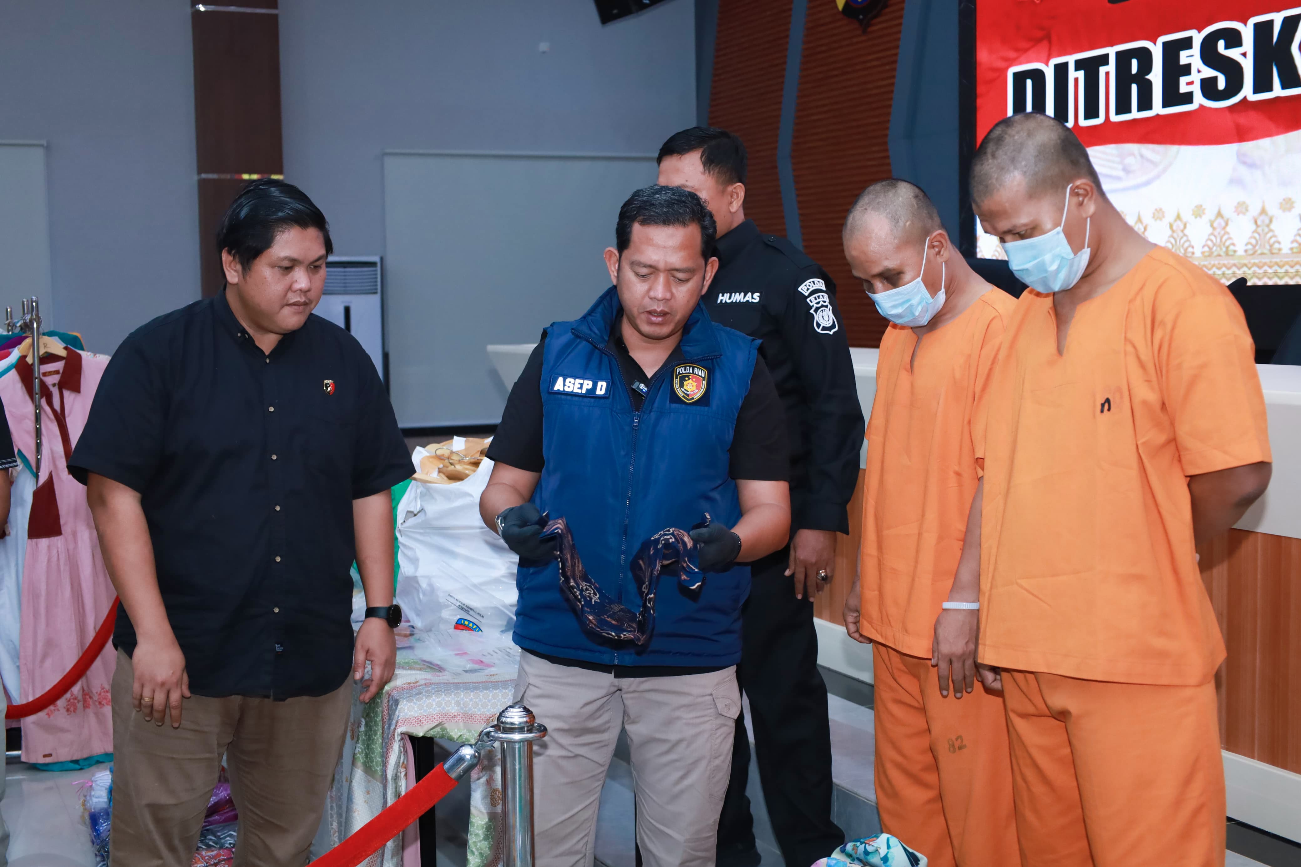 POLDA RIAU BERHASIL TANGKAP PELAKU SPESIALIS PENCURIAN TOKO BAJU LINTAS PROVINSI 27 TKP DENGAN KERUGIAN MENCAPAI 2 MILYAR RUPIAH